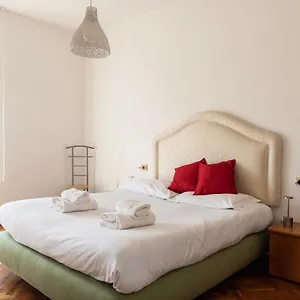 Appartamento Youhosty - Buonarroti 15, Milano