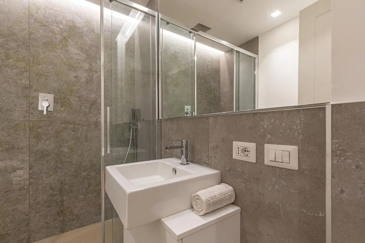 Beplace Apartments In Porta Venezia Milan Italy