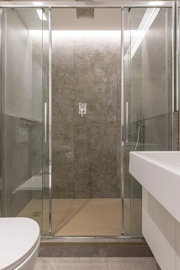 Beplace Apartments In Porta Venezia Milan